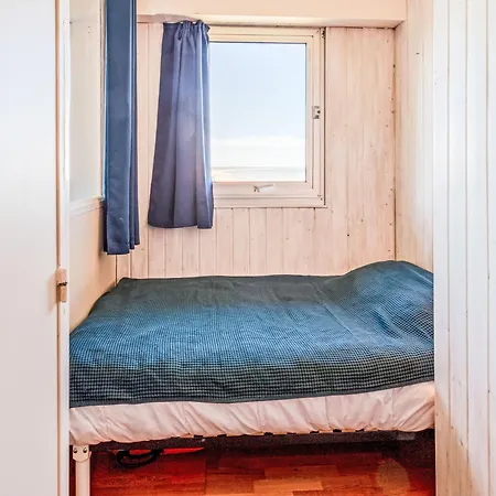 Horizon Marin-9 By Interhome *